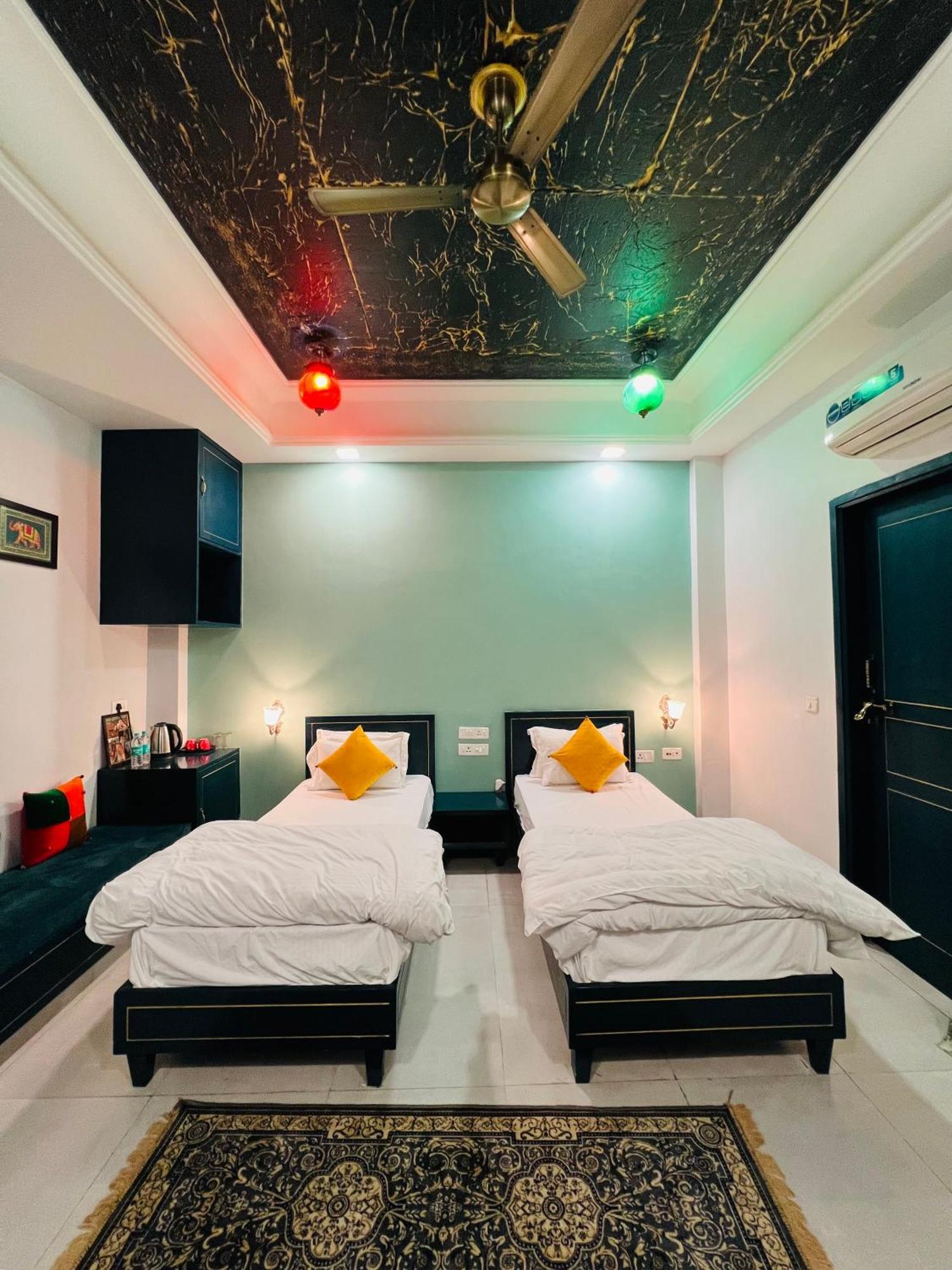 Shiv Kothi - Homestay Agra  Bagian luar foto